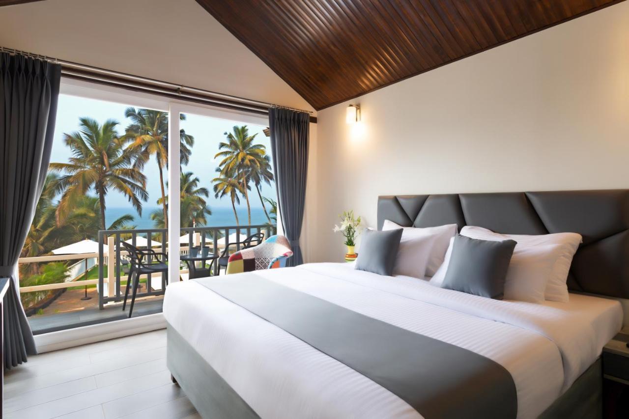 Stone Wood Beach Resort, Vagator Extérieur photo
